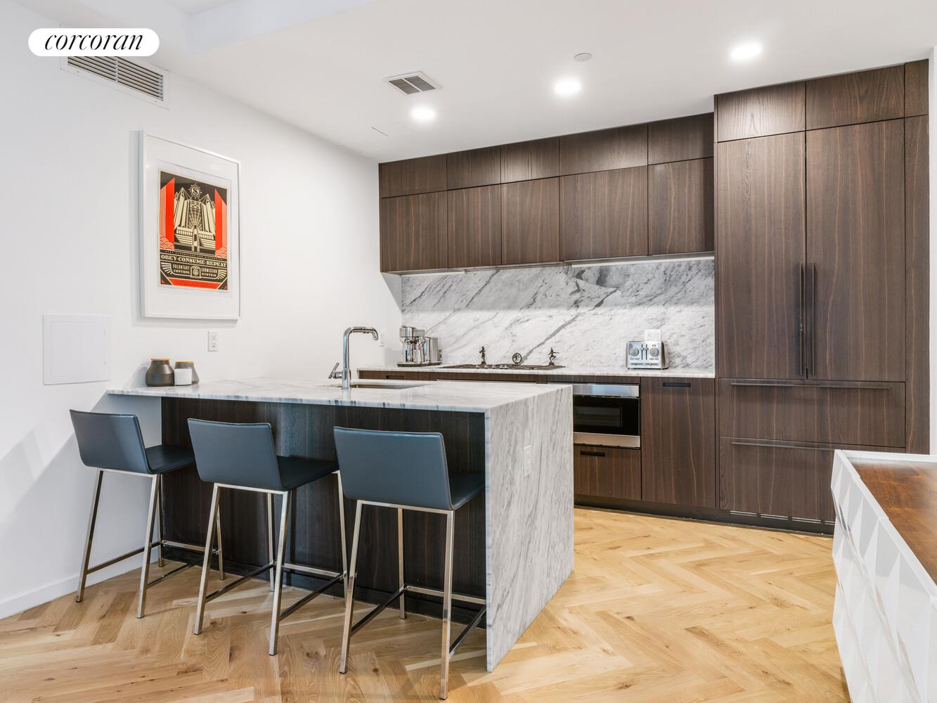 #4 photo, 805 WASHINGTON Avenue, Crown Heights , NY 11238