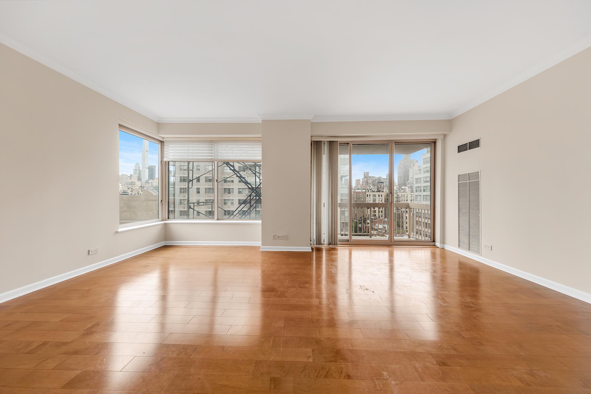 #1 photo, 200 E 69TH Street, Lenox Hill , NY 10021