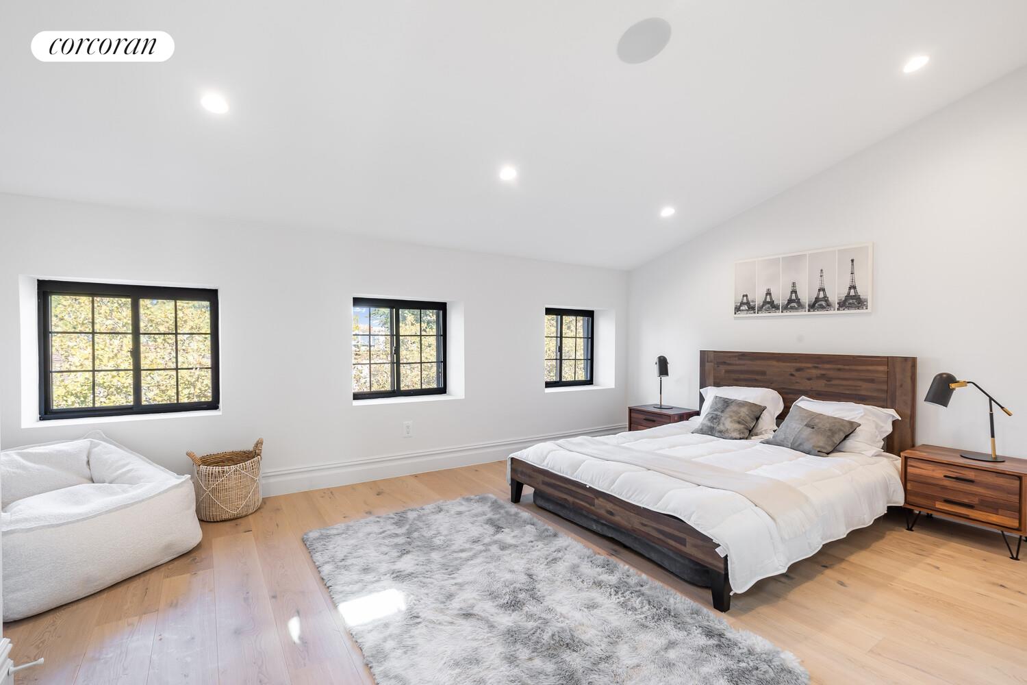 #8 photo, Brooklyn, 布鲁克林 Stuyvesant Heights , NY 11221