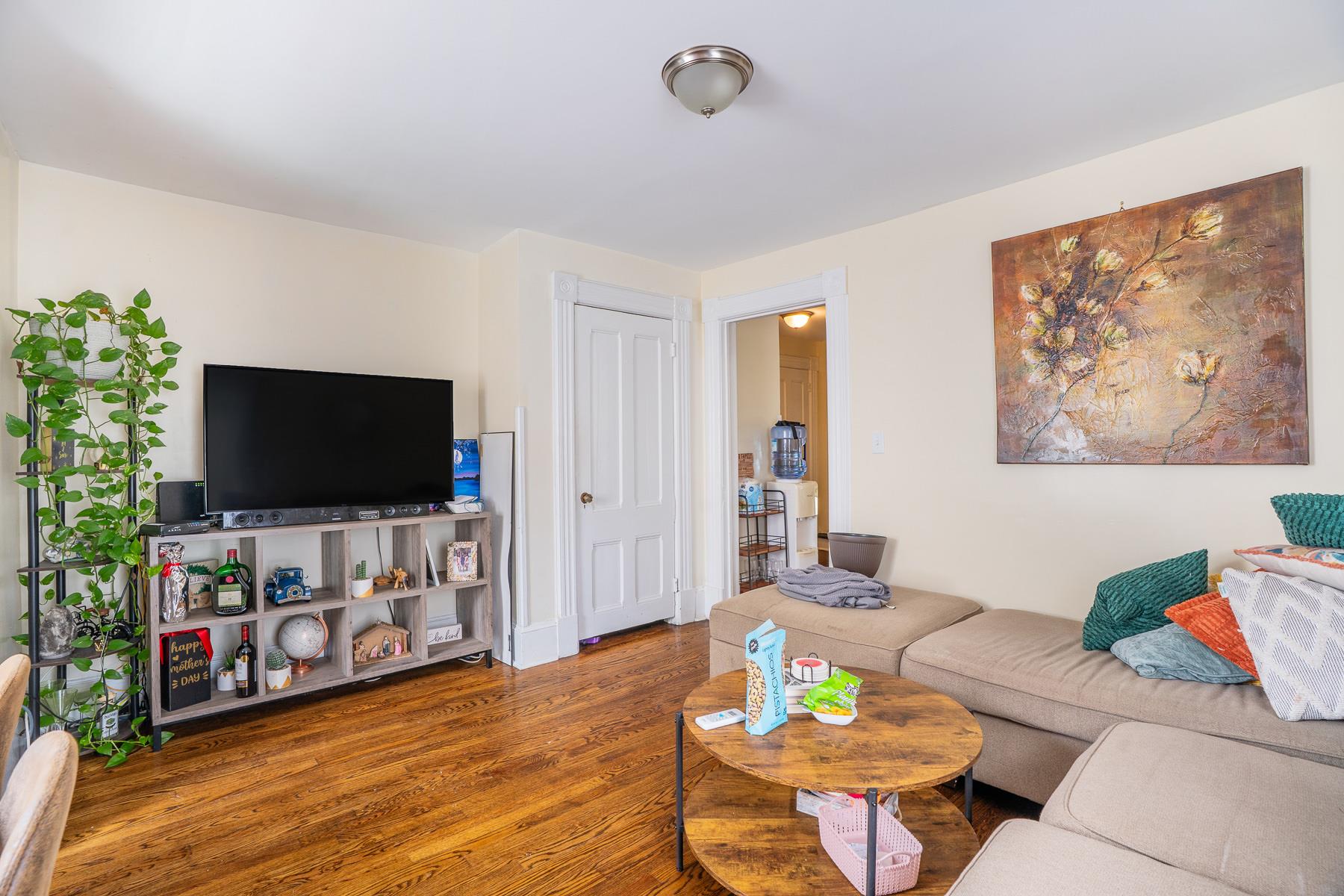 #4 photo, 136 Hudson Avenue, Peekskill , NY 10566