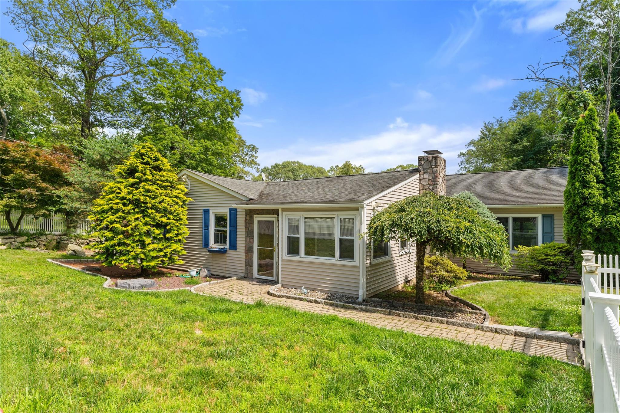 #1 photo, 15 Cricket Lane, Mahopac , NY 10541