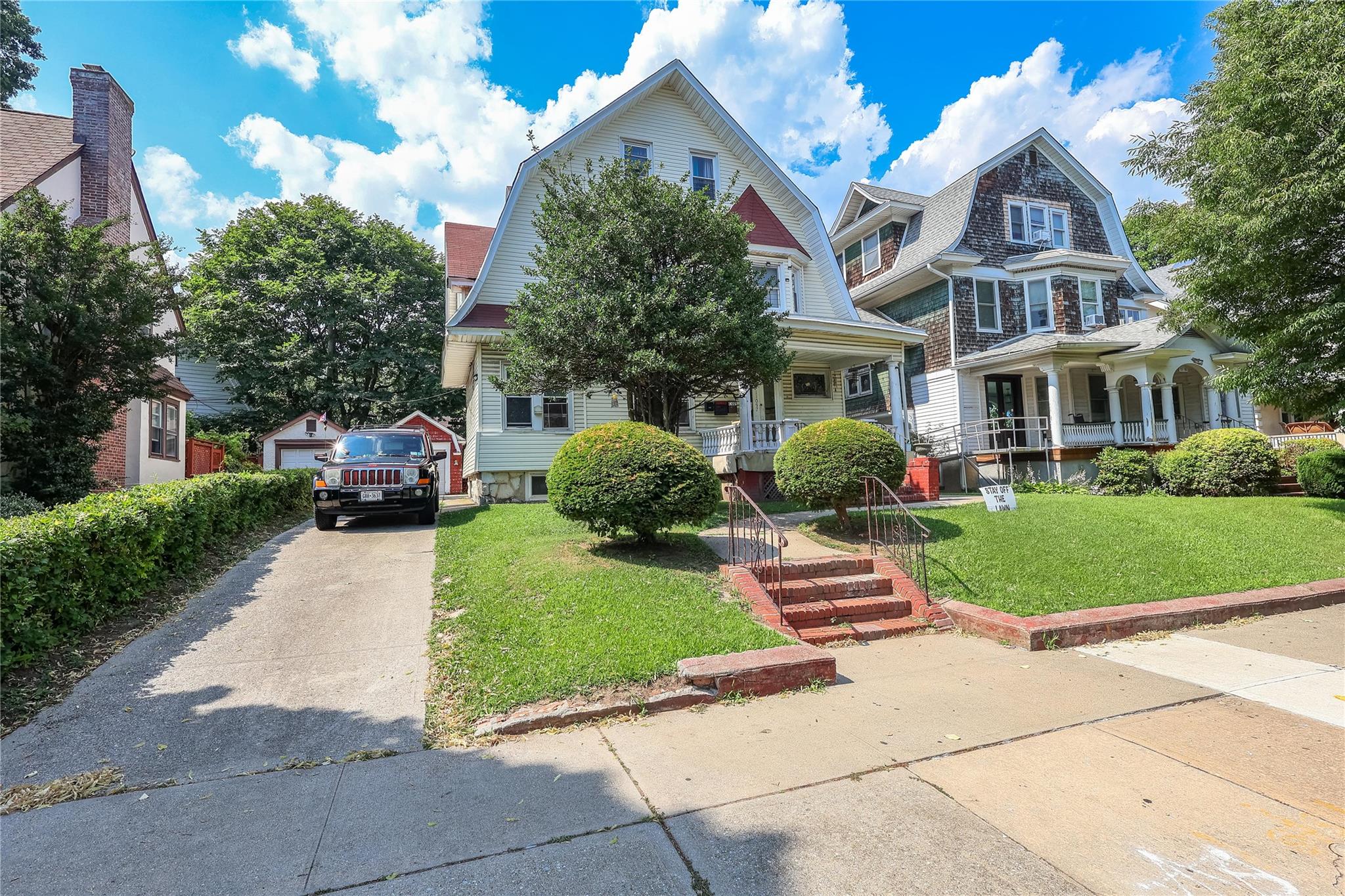 #2 photo, 110-97 85th Avenue, クイーンズ区 Richmond Hill , NY 11418