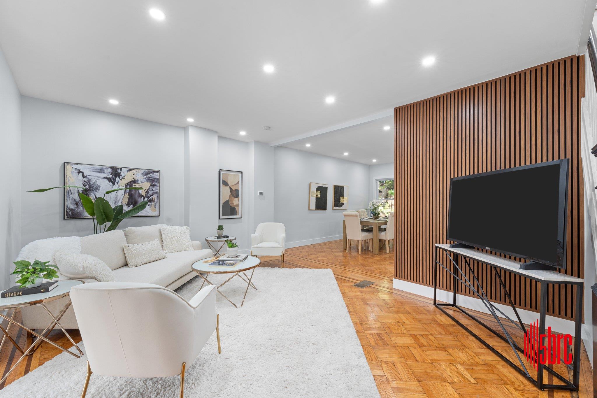 #3 photo, 8563 98th Street, クイーンズ区 Richmond Hill , NY 11421