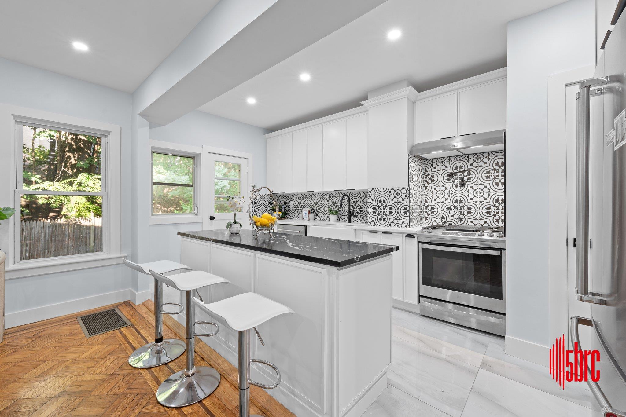 #7 photo, 8563 98th Street, クイーンズ区 Richmond Hill , NY 11421