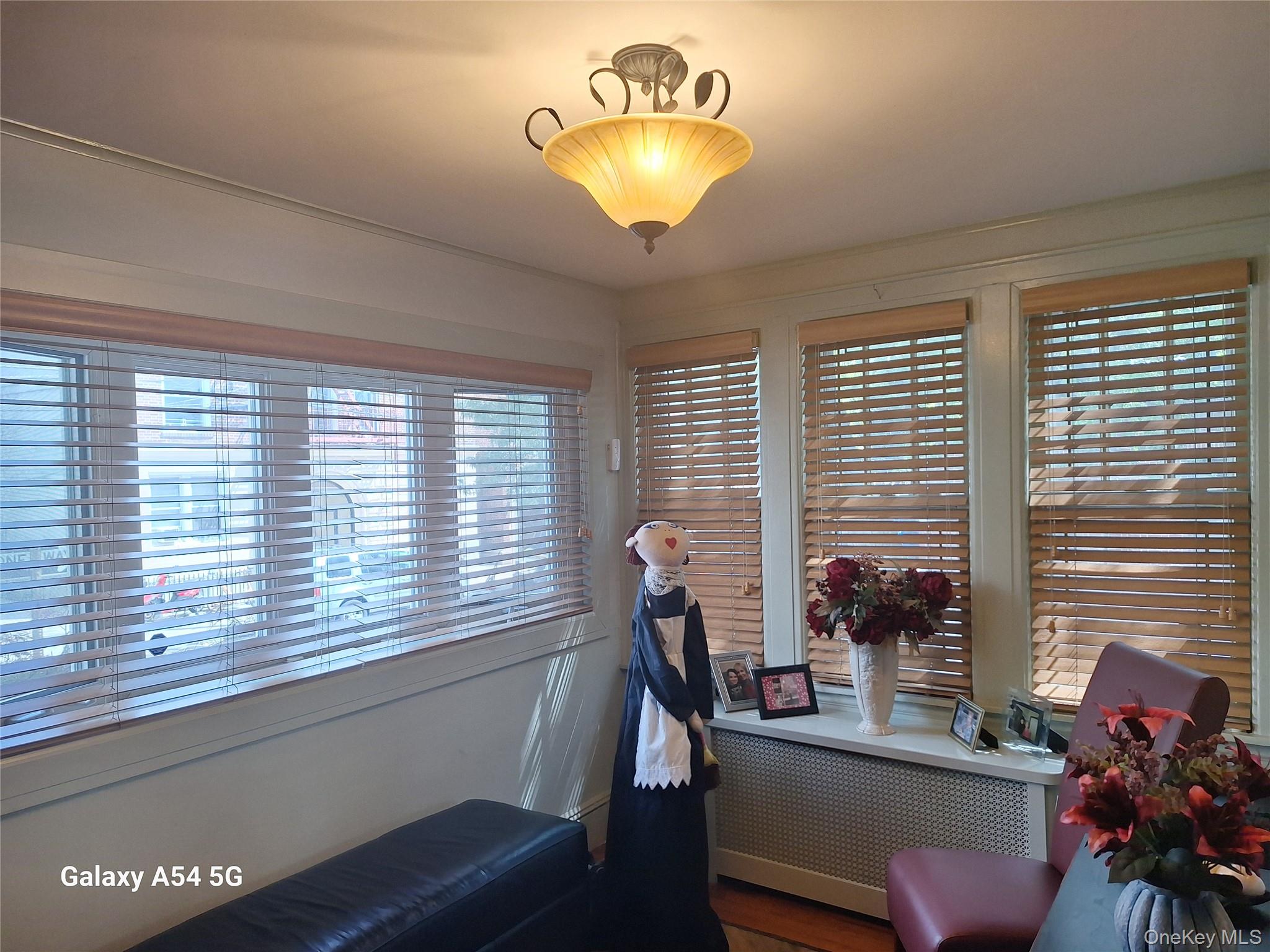 #8 photo, 85-46 96th Street, クイーンズ区 Woodhaven , NY 11421