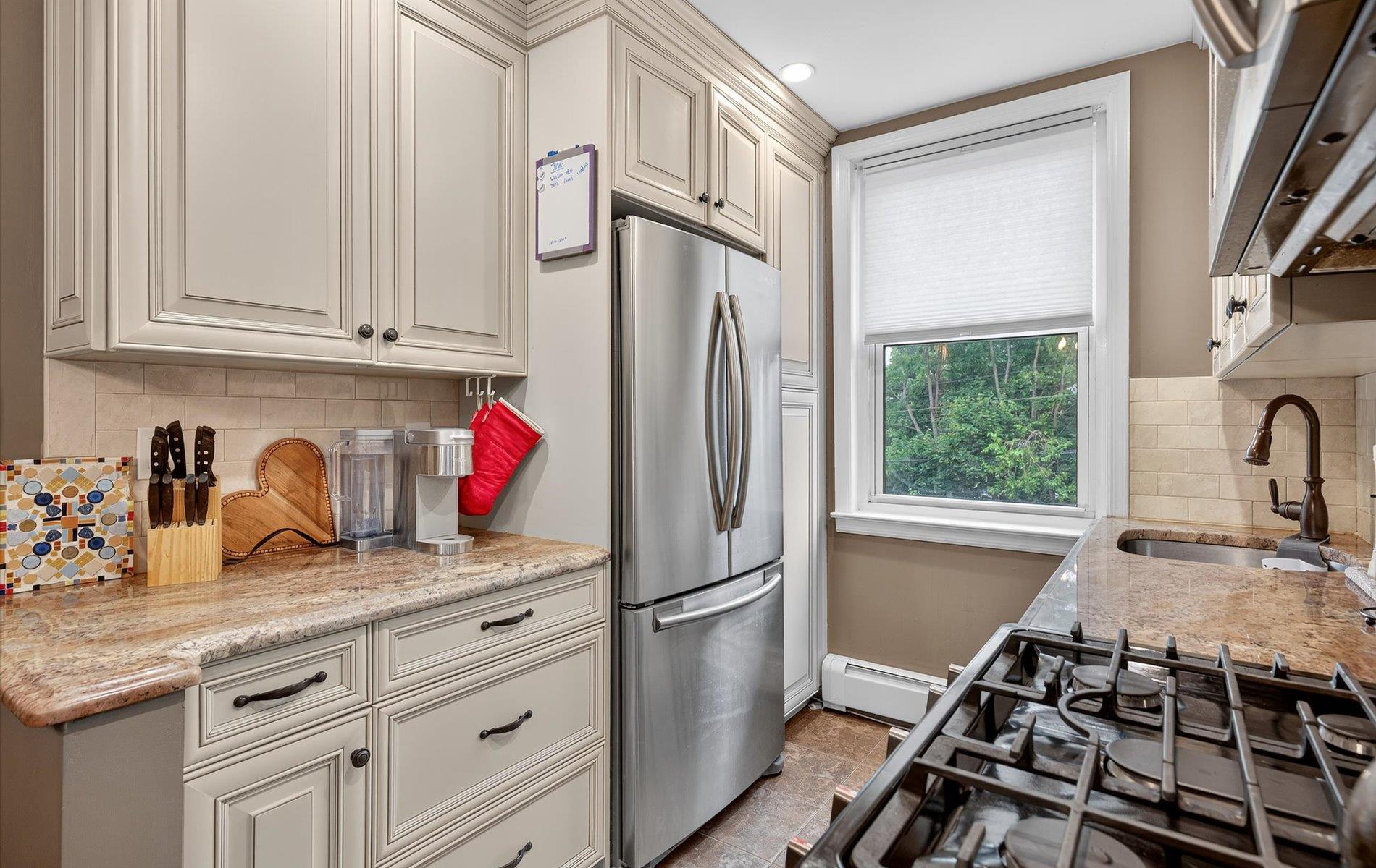 #13 photo, 40 Daley Place, ナッソー郡 Lynbrook , NY 11563