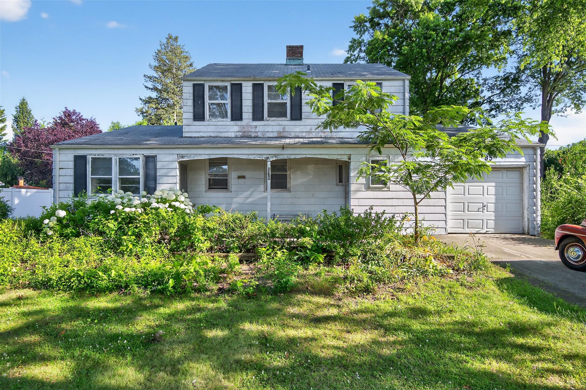 #1 photo, 85 Aspinwall Street, Westbury , NY 11590
