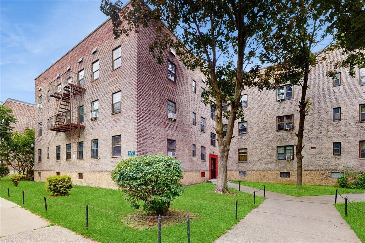 #1 photo, 144-15 78th Rd, Kew Garden Hills , NY 11367