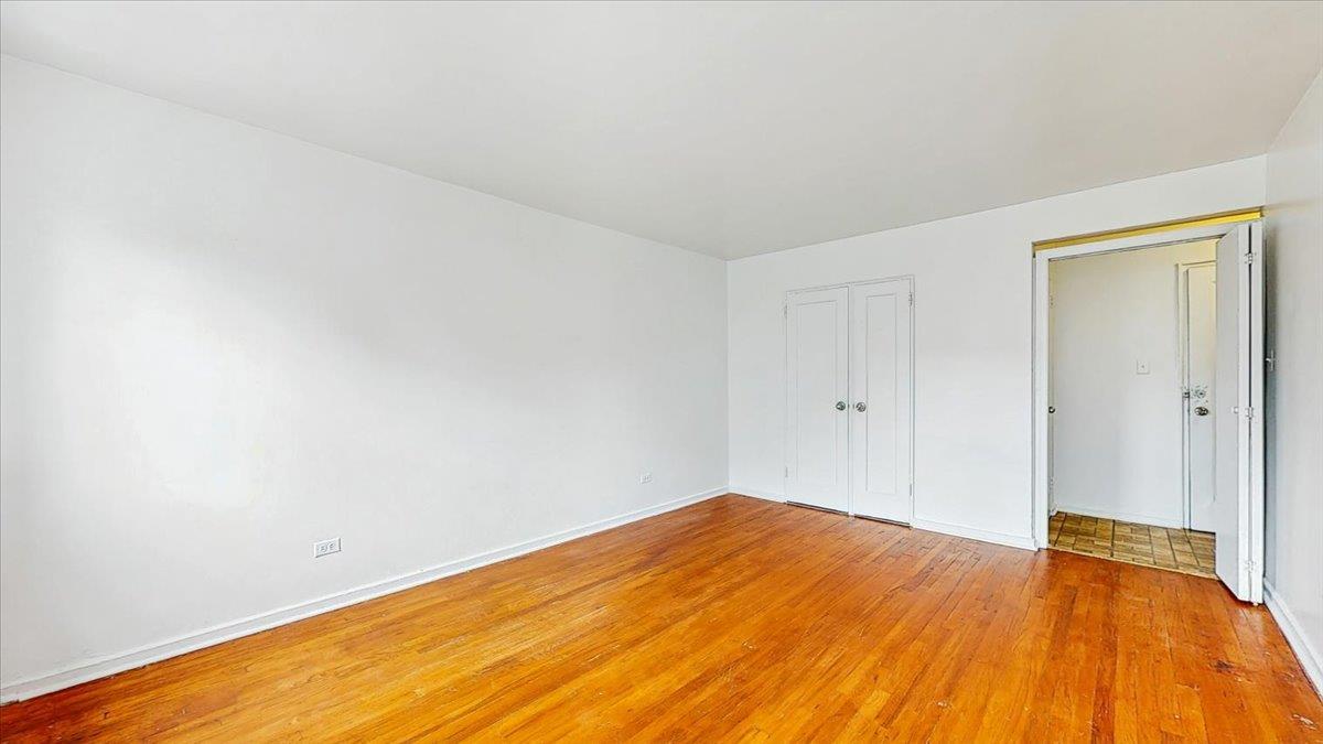 #6 photo, 144-15 78th Rd, クイーンズ区 Kew Garden Hills , NY 11367