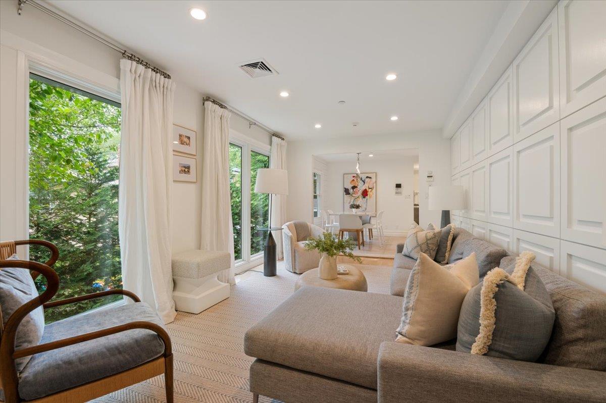 #19 photo, 1029 New McNeil Avenue, 長島 Lawrence , NY 11559