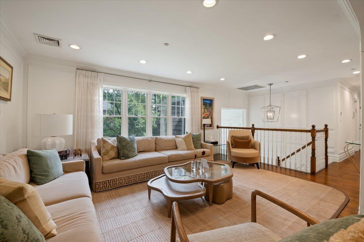 #8 photo, 1029 New McNeil Avenue, 長島 Lawrence , NY 11559