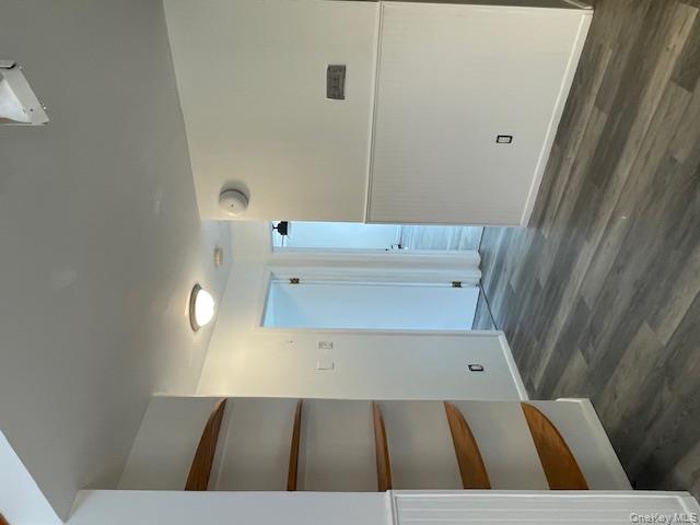 #15 photo, 13-15 Bellport Lane, サフォーク郡 Bellport Village , NY 11713