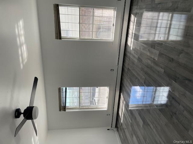 #17 photo, 13-15 Bellport Lane, サフォーク郡 Bellport Village , NY 11713