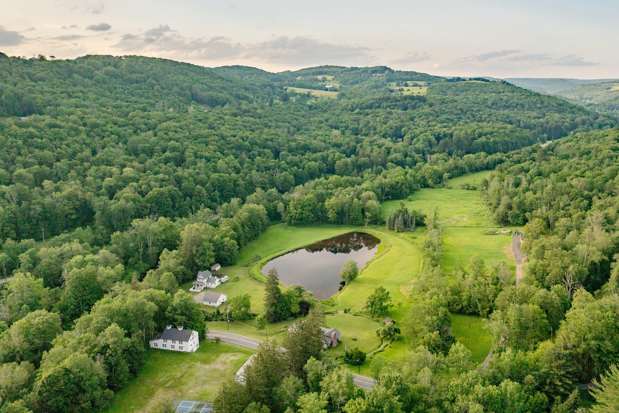 #18 photo, 600 Jeffersonville N.Branch Rd Road, North Branch , NY 12766