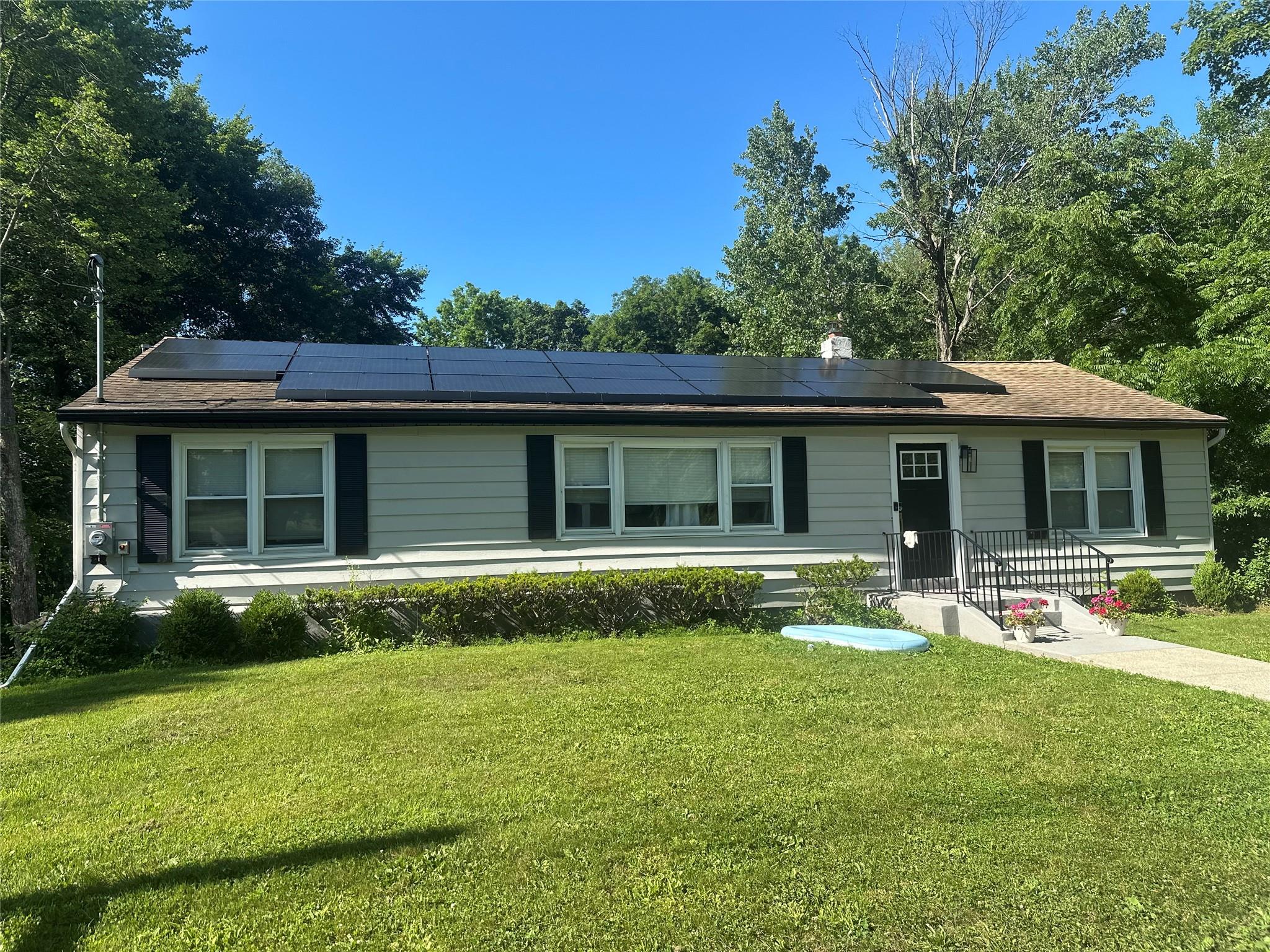 #1 photo, 28 Hillcrest Drive, Salisbury Mills , NY 12577