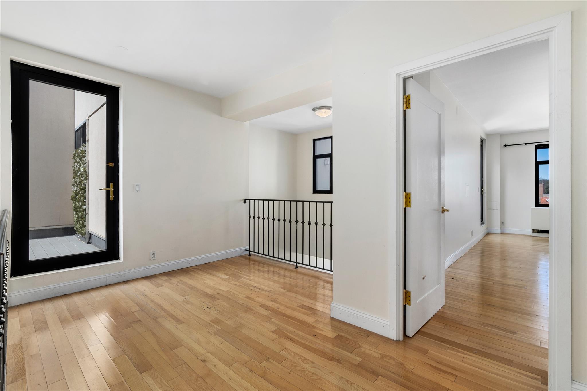 #12 photo, 3536 Cambridge Avenue, ブロンクス区 Bronx , NY 10463