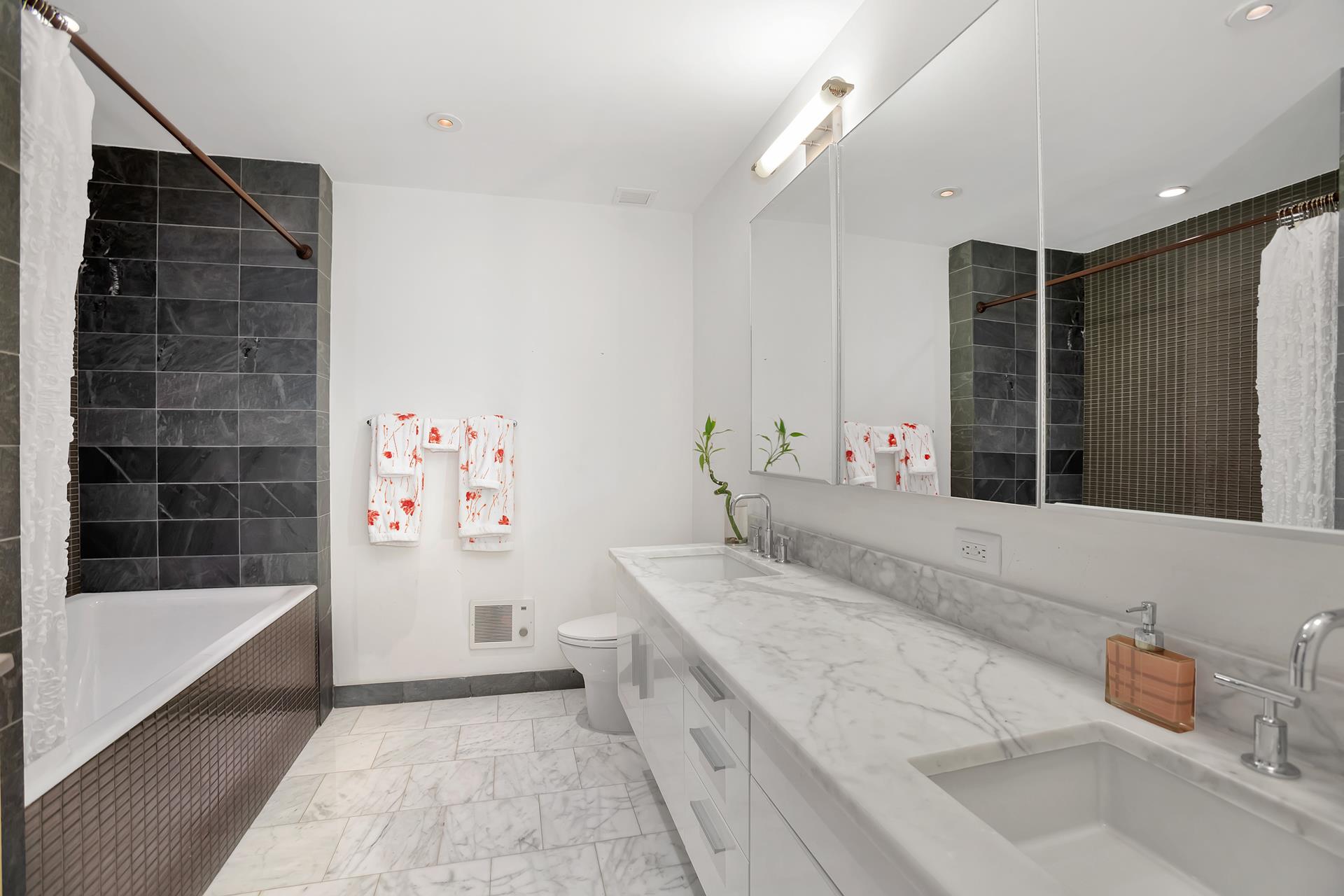 #12 photo, 300 E 79TH Street, マンハッタン Lenox Hill , NY 10075