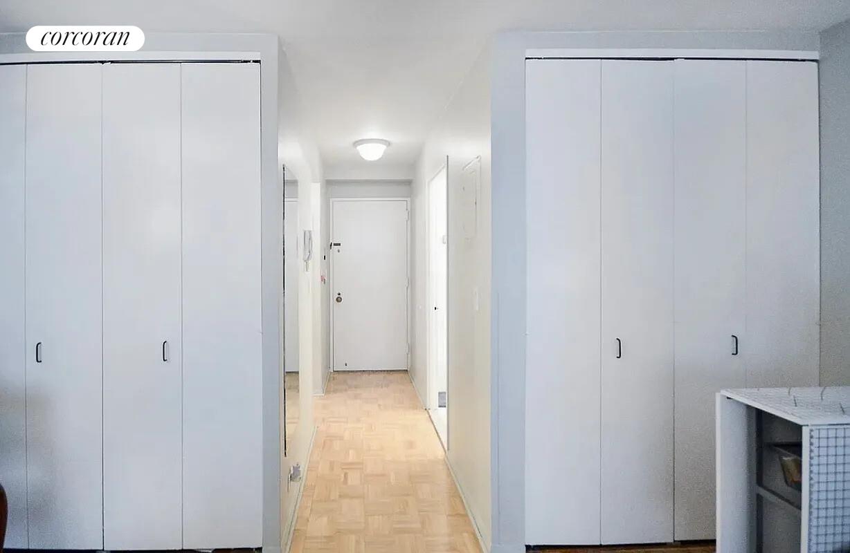 #2 photo, 350 W 50TH Street, マンハッタン Hells Kitchen , NY 10019