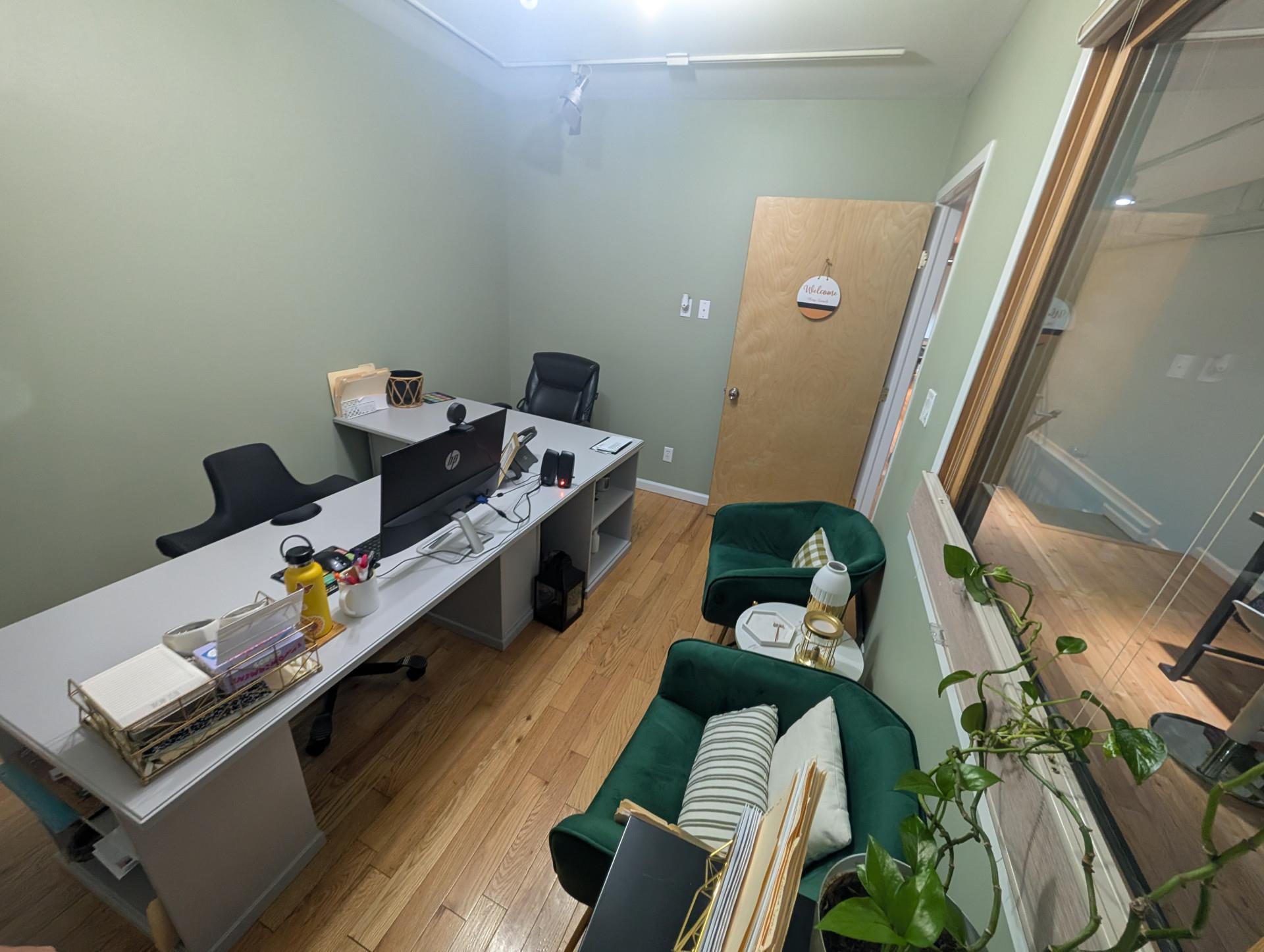 #13 photo, 95 Rockaway Avenue, ナッソー郡 Valley Stream , NY 11580