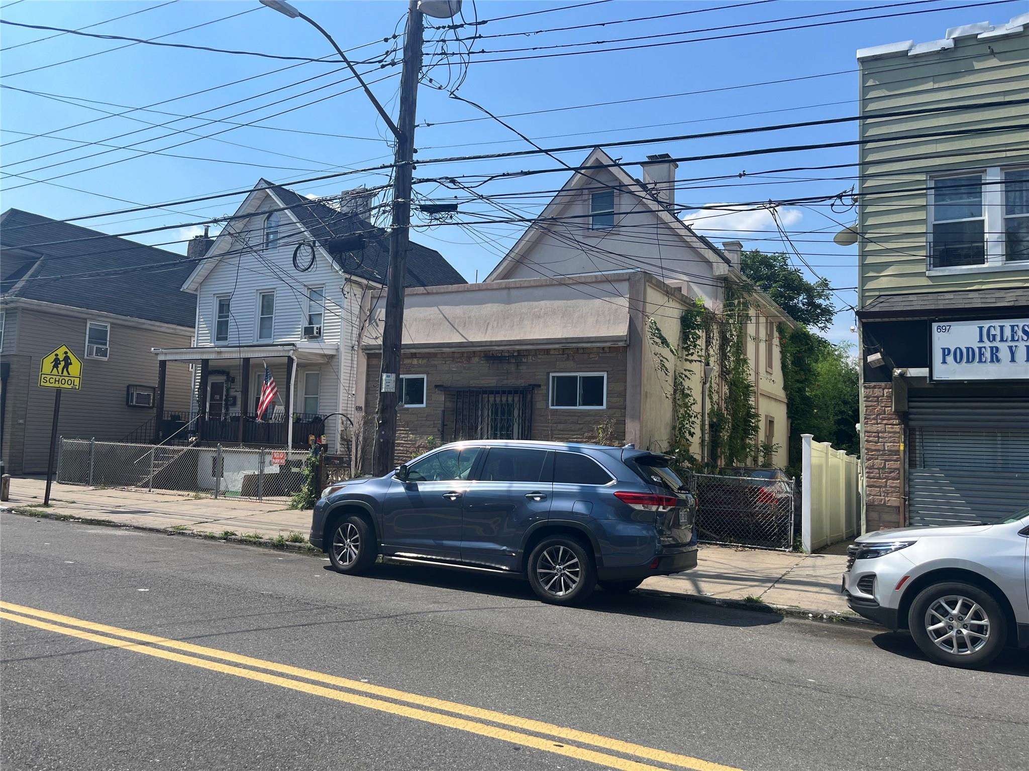#2 photo, 699 Henderson Avenue, スタテンアイランド Staten Island , NY 10310