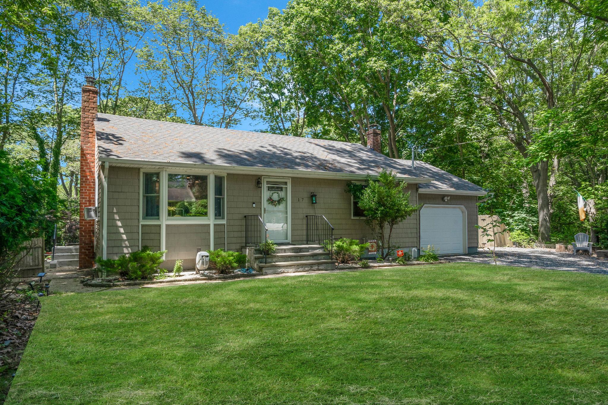#1 photo, 17 Magnolia Lane, Miller Place , NY 11764