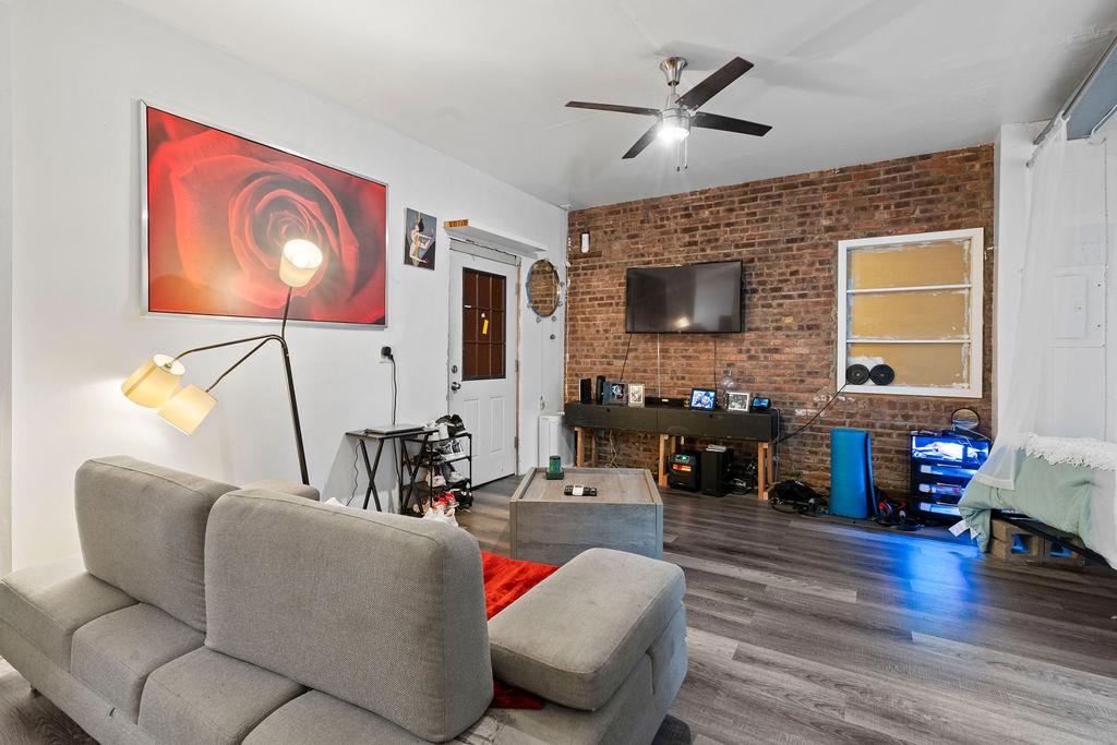 #8 photo, 194 Bay Street, スタテンアイランド Staten Island , NY 10301