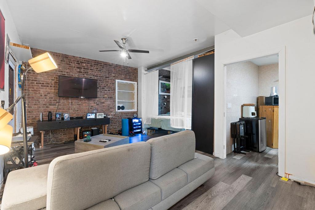 #9 photo, 194 Bay Street, スタテンアイランド Staten Island , NY 10301