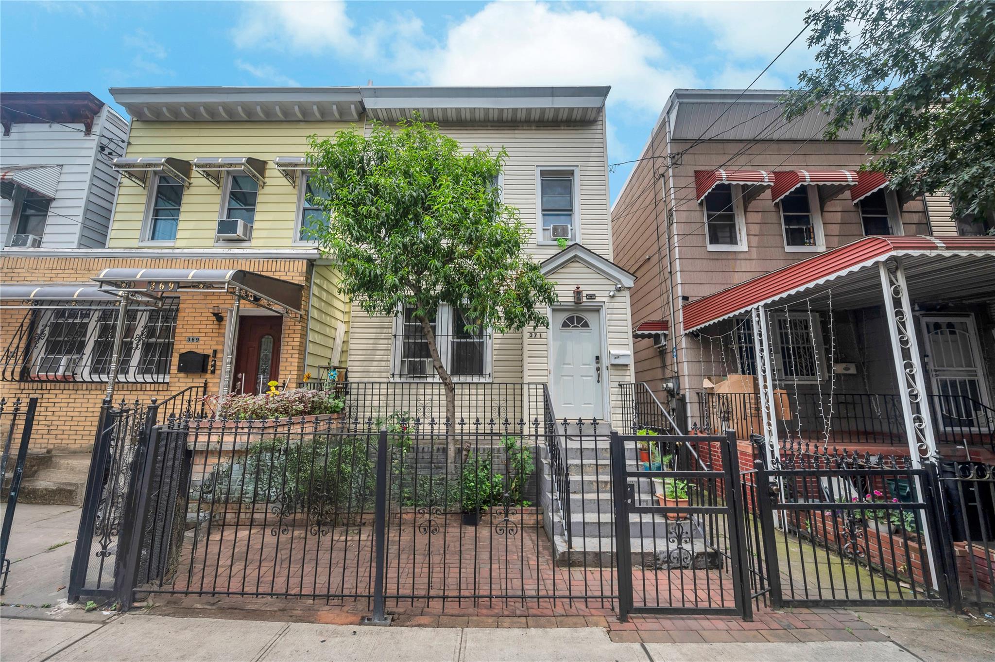 #1 photo, 371 Pine Street, Brooklyn , NY 11208