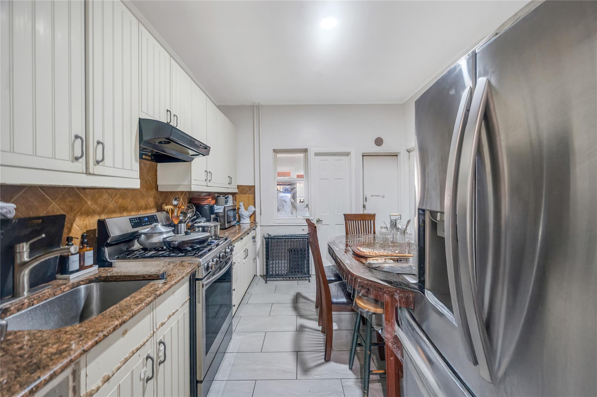 #13 photo, 371 Pine Street, ブルックリン区 Brooklyn , NY 11208