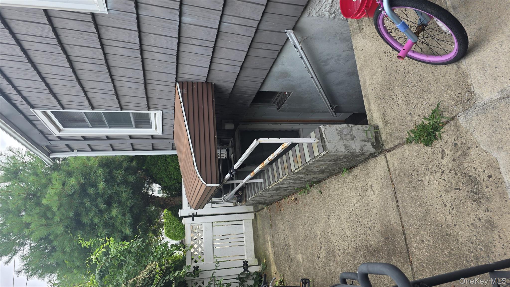 #5 photo, 311 Travis Avenue, ナッソー郡 Elmont , NY 11003