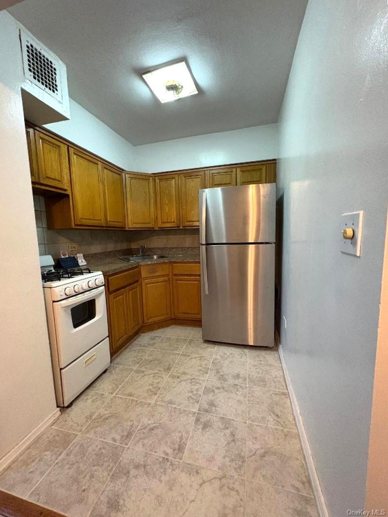 #5 photo, 41-31 51 Street, クイーンズ区 Woodside , NY 11377