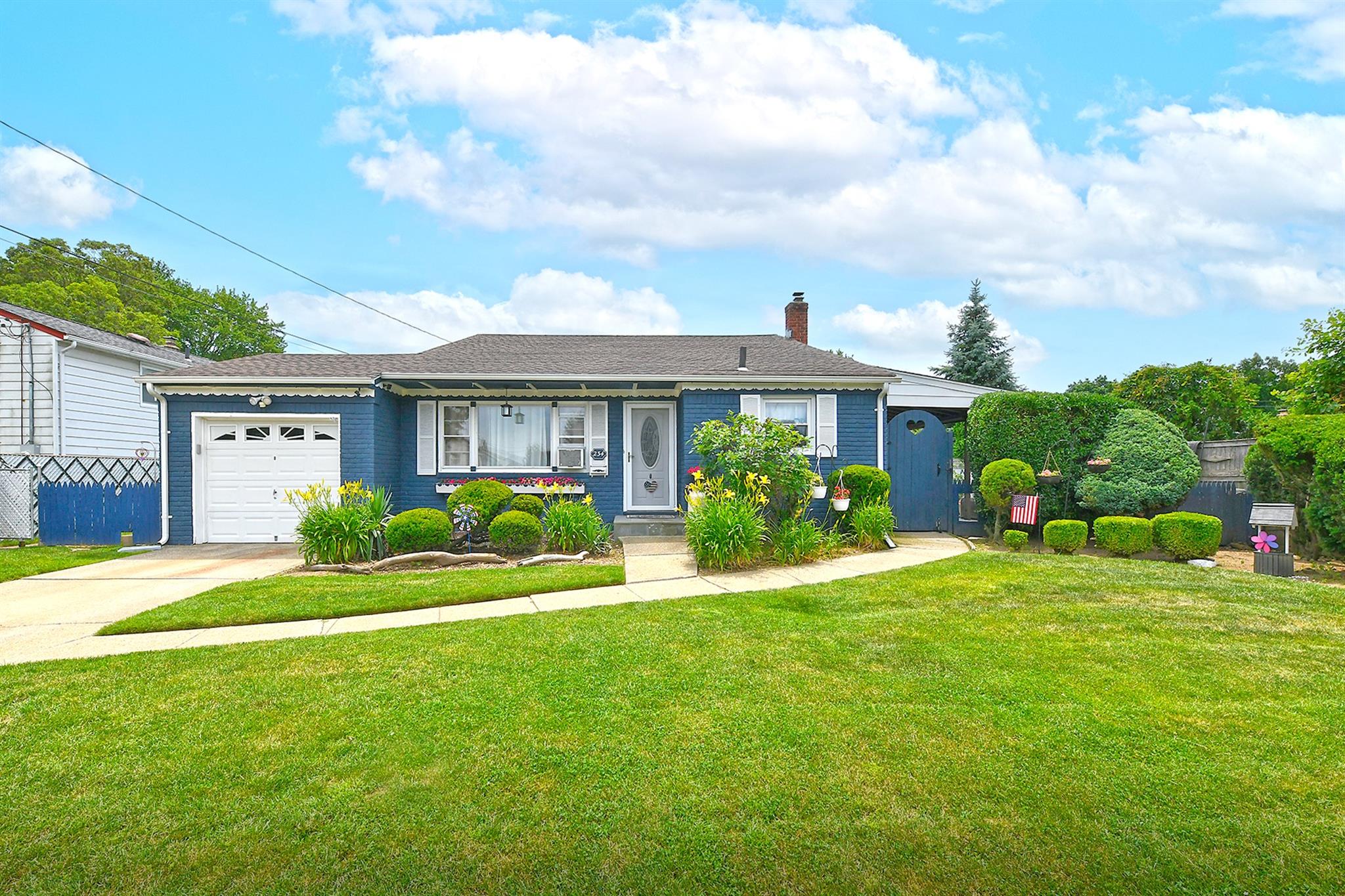 #1 photo, 234 Willard Avenue, Farmingdale , NY 11735