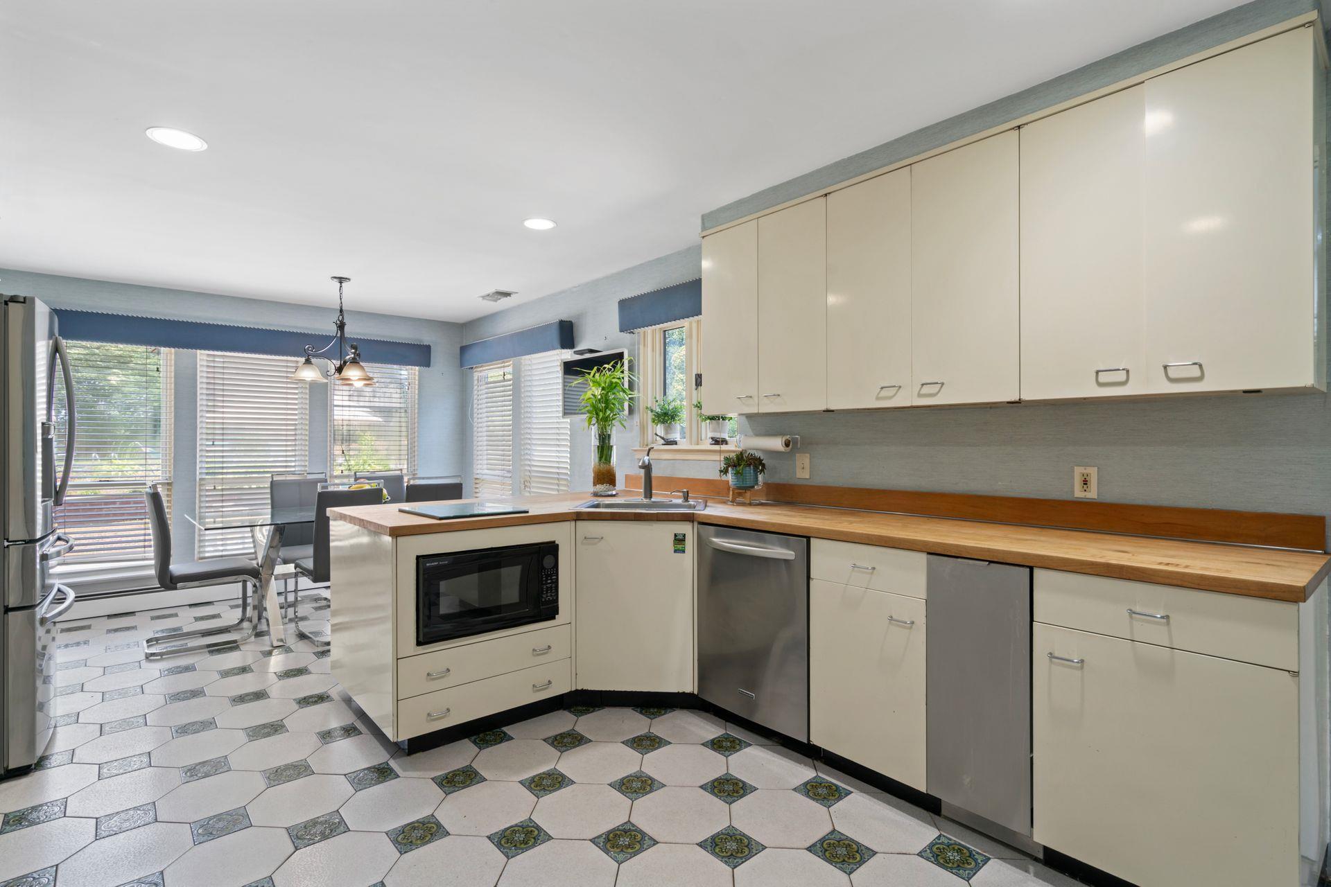 #20 photo, 9 Lucille Lane, 東長島 Dix小山 Dix Hills , NY 11746