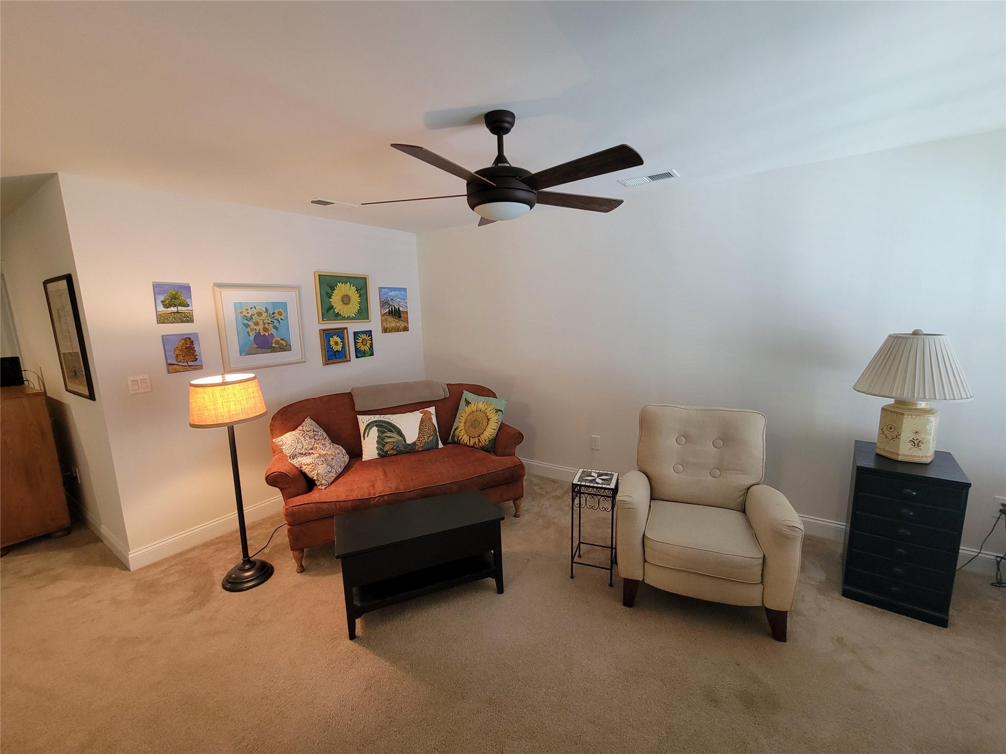 #14 photo, 4 Toni Court, 東長島 Center Moriches , NY 11934