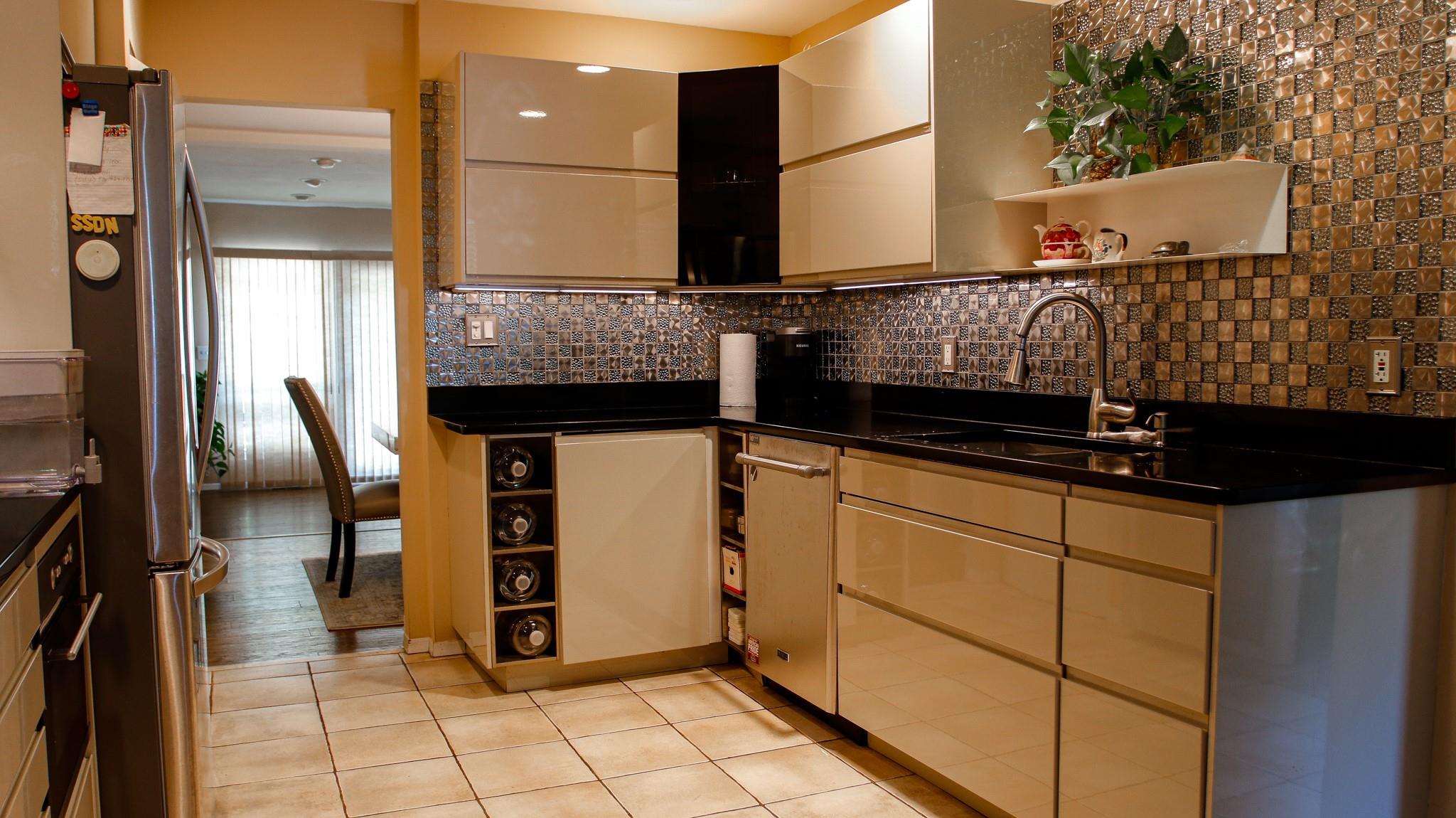 #6 photo, 11 Manors Drive, ناسو Jericho , NY 11753