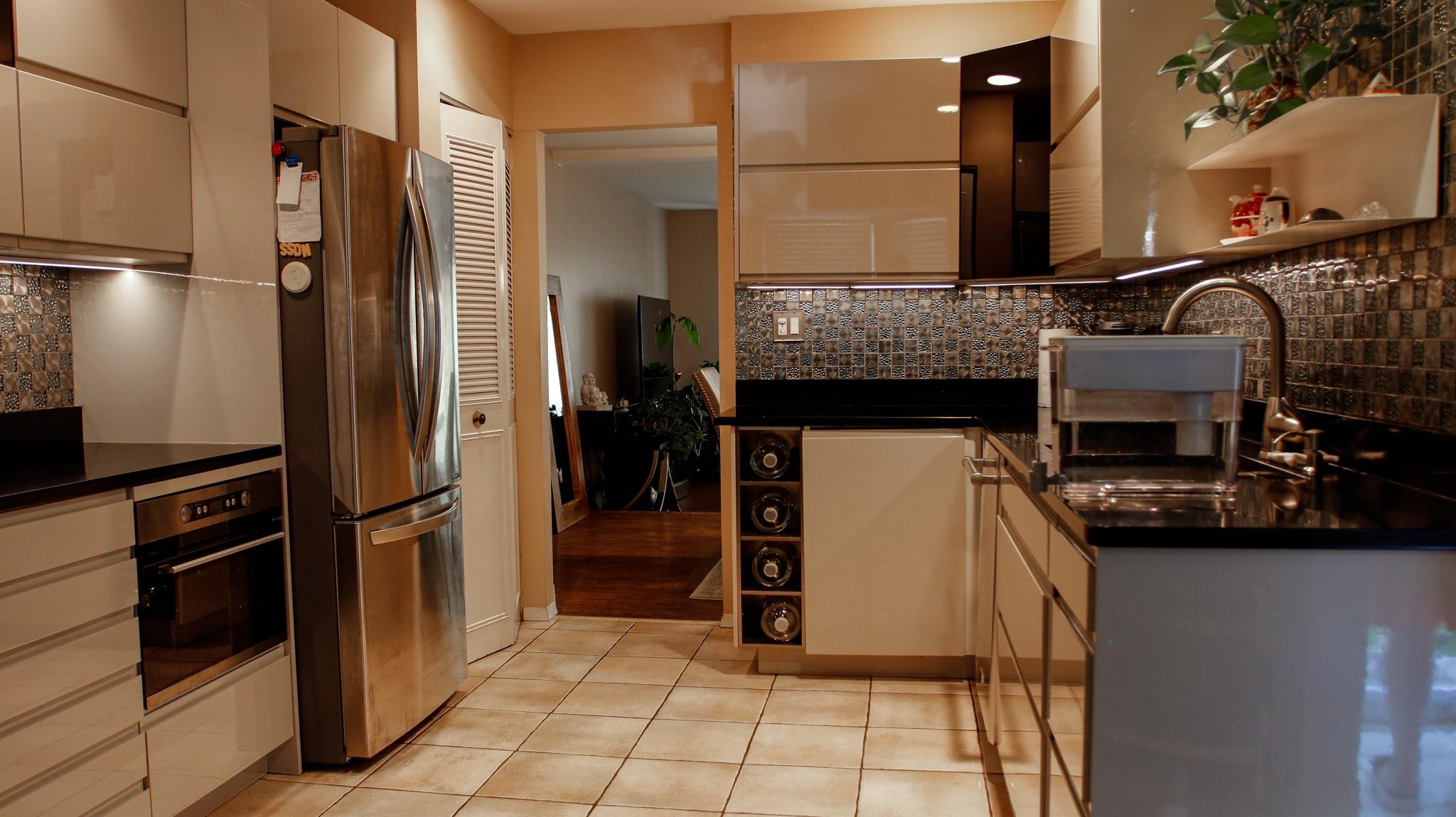 #8 photo, 11 Manors Drive, ناسو Jericho , NY 11753