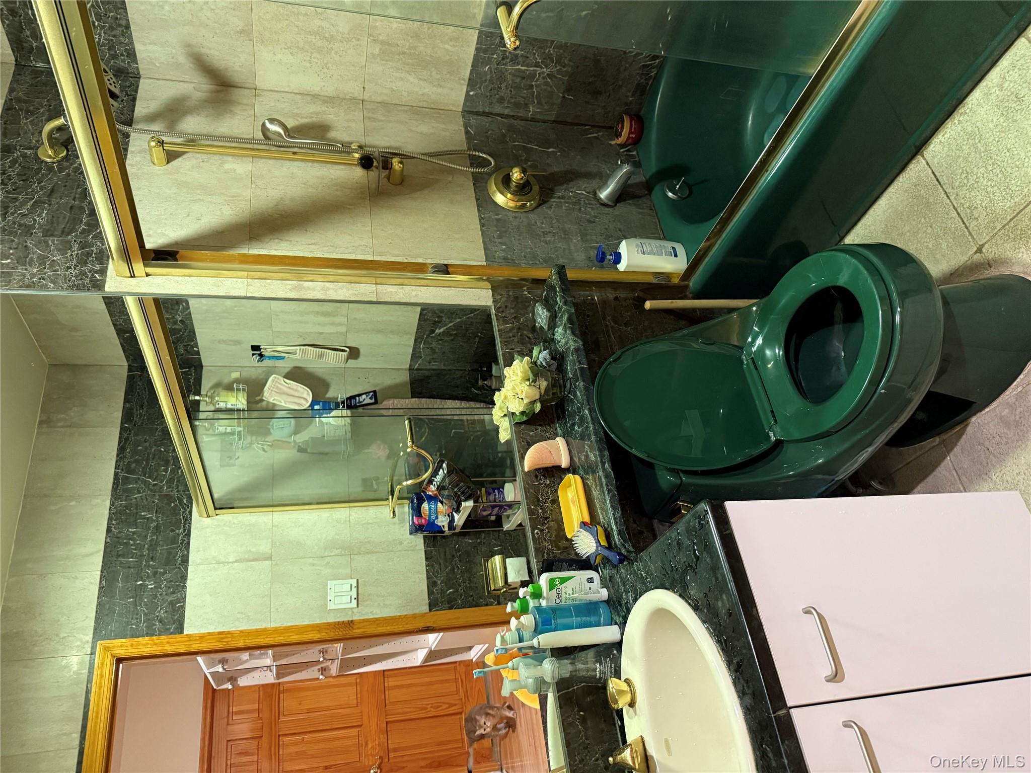 #12 photo, 4231 Colden Street, クイーンズ区 Flushing , NY 11355-4788