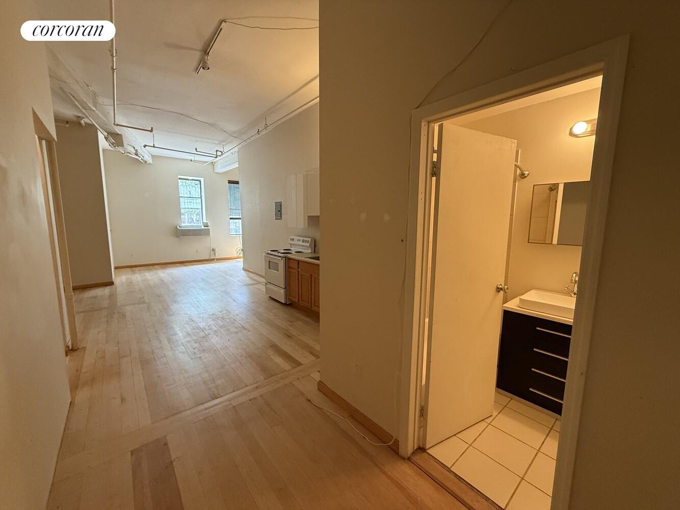 #1 photo, Brooklyn, Greenpoint , NY 11222
