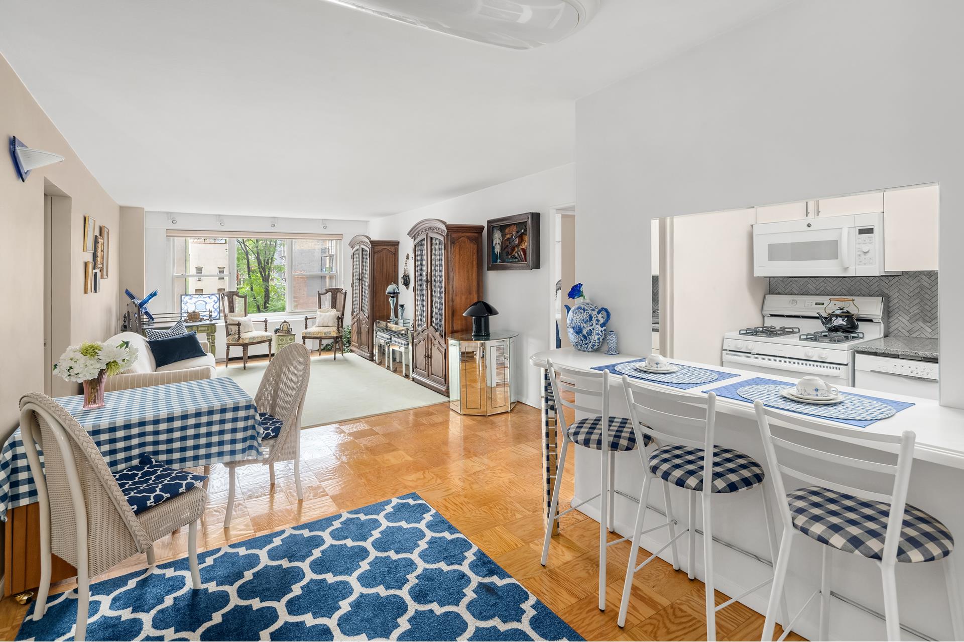 #1 photo, 370 E 76TH Street, Lenox Hill , NY 10021