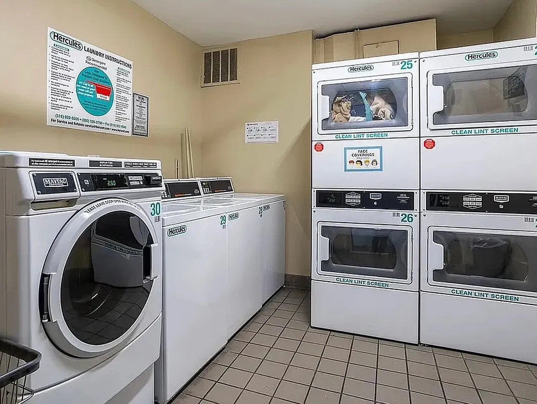 #8 photo, New York City, マンハッタン Hells Kitchen , NY 10019