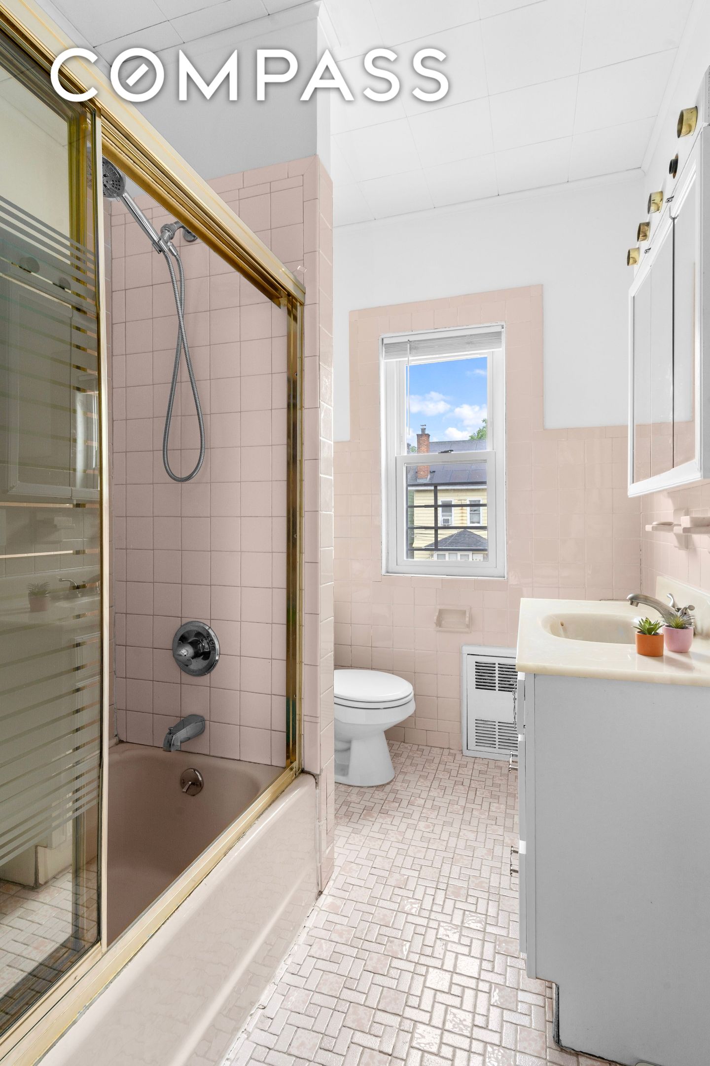 #11 photo, 1065 E 39th Street, 东夫拉特布什 East Flatbush , NY 11210