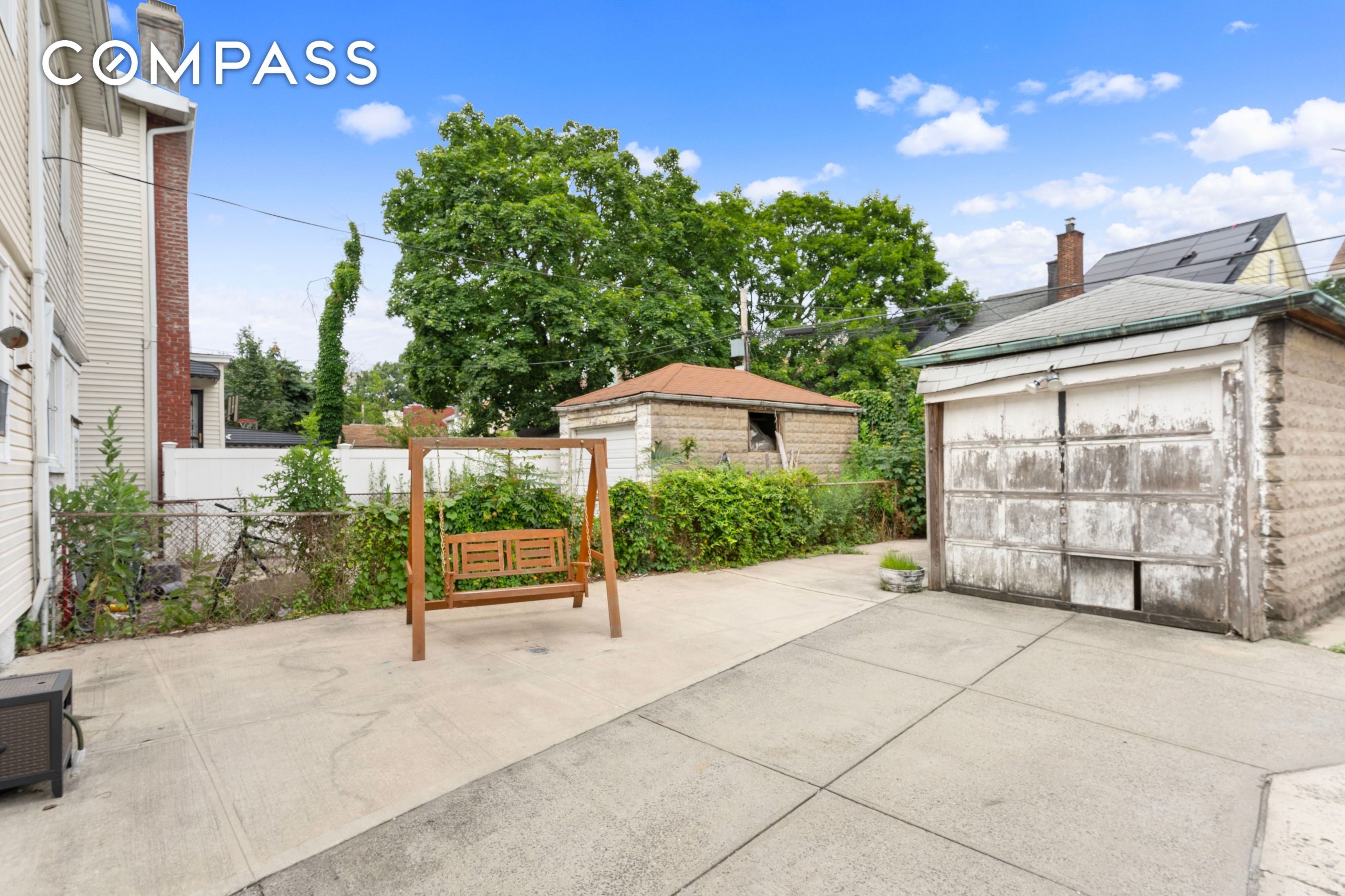 #12 photo, 1065 E 39th Street, 东夫拉特布什 East Flatbush , NY 11210