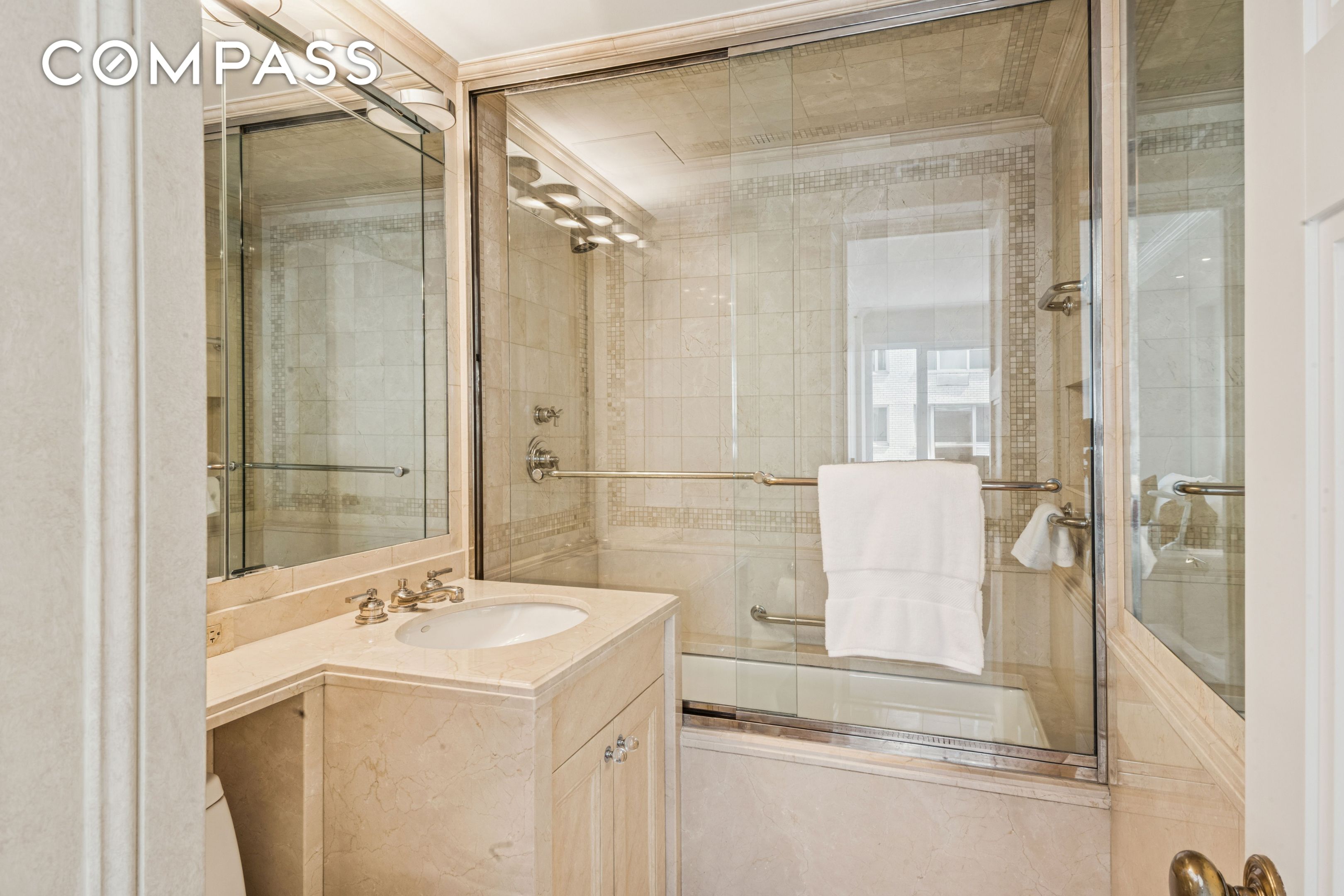 #13 photo, 45 Sutton Place S, マンハッタン Sutton Place , NY 10022