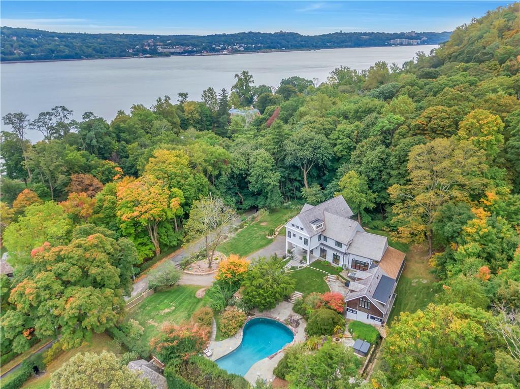 #1 photo, 11 Lawrence Lane, Palisades , NY 10964