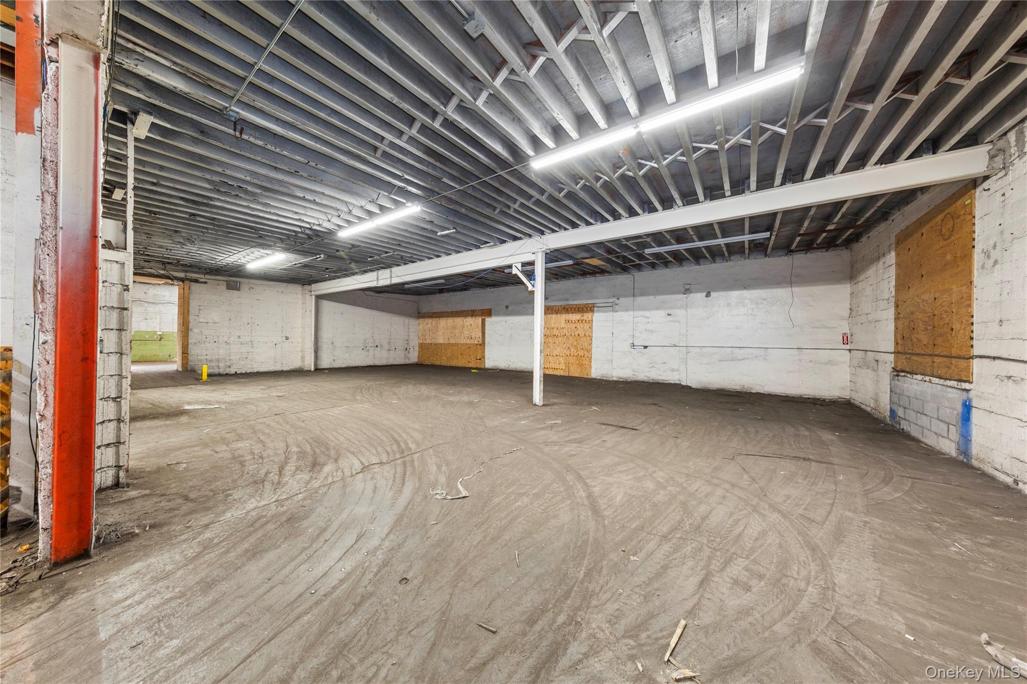 #3 photo, 627 W Merrick Road, ナッソー郡 Valley Stream , NY 11580