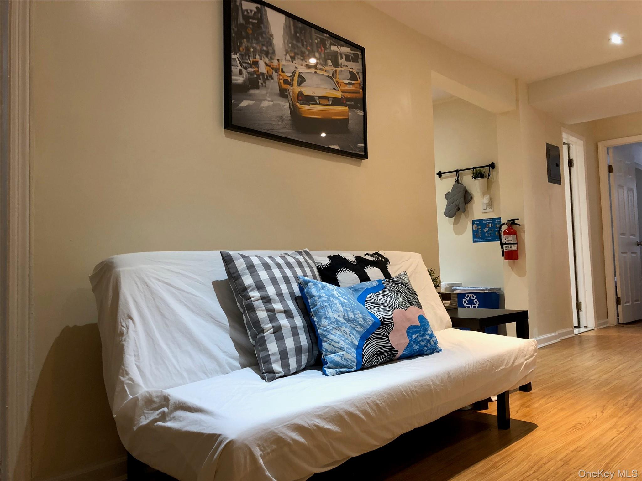 #10 photo, 40-37 24 Street, クイーンズ区 Long Island City , NY 11101