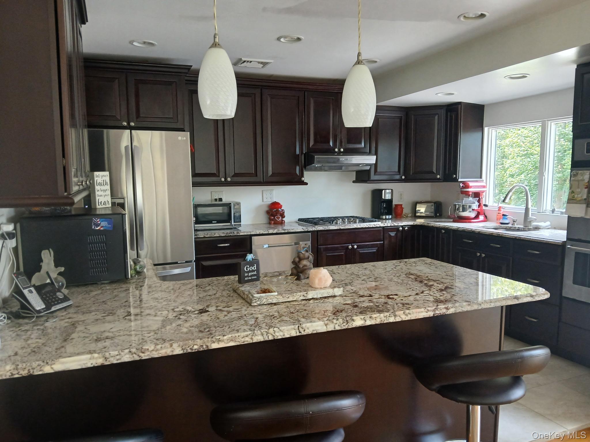 #3 photo, 11 Dale Lane, Hauppauge , NY 11788