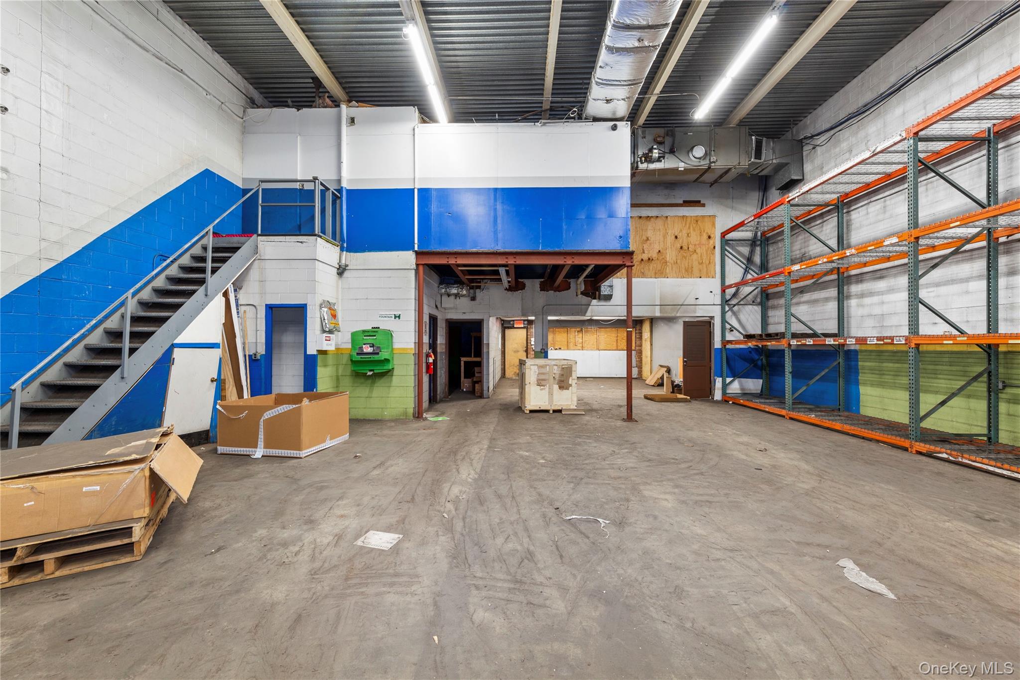 #7 photo, 633 W Merrick Road, ナッソー郡 Valley Stream , NY 11580