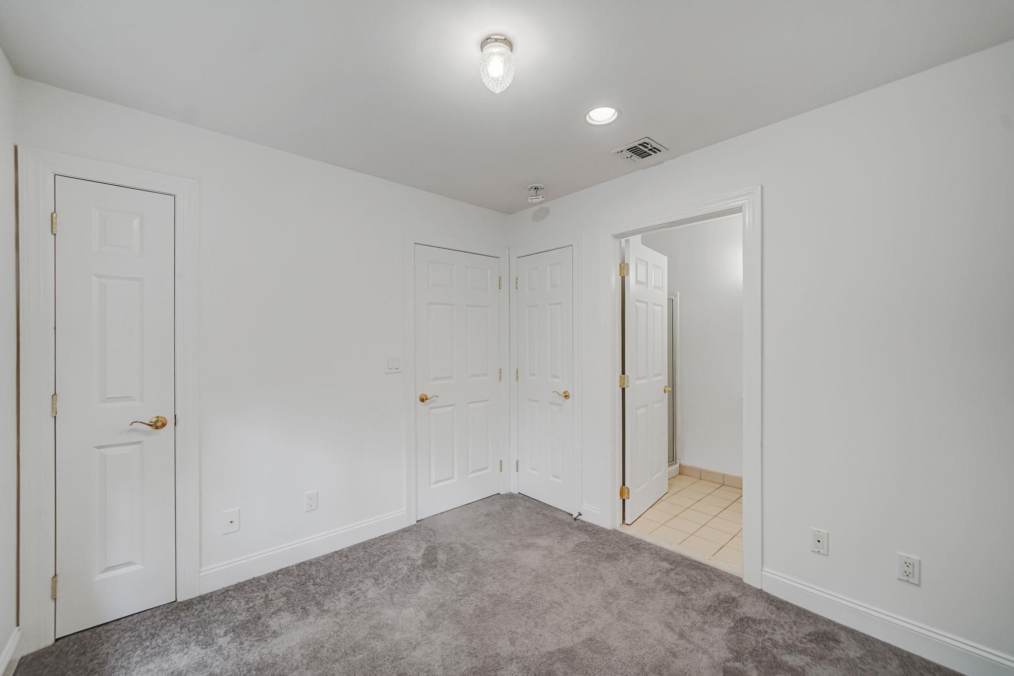 #11 photo, 1126 Savoy Drive, Melville , NY 11747