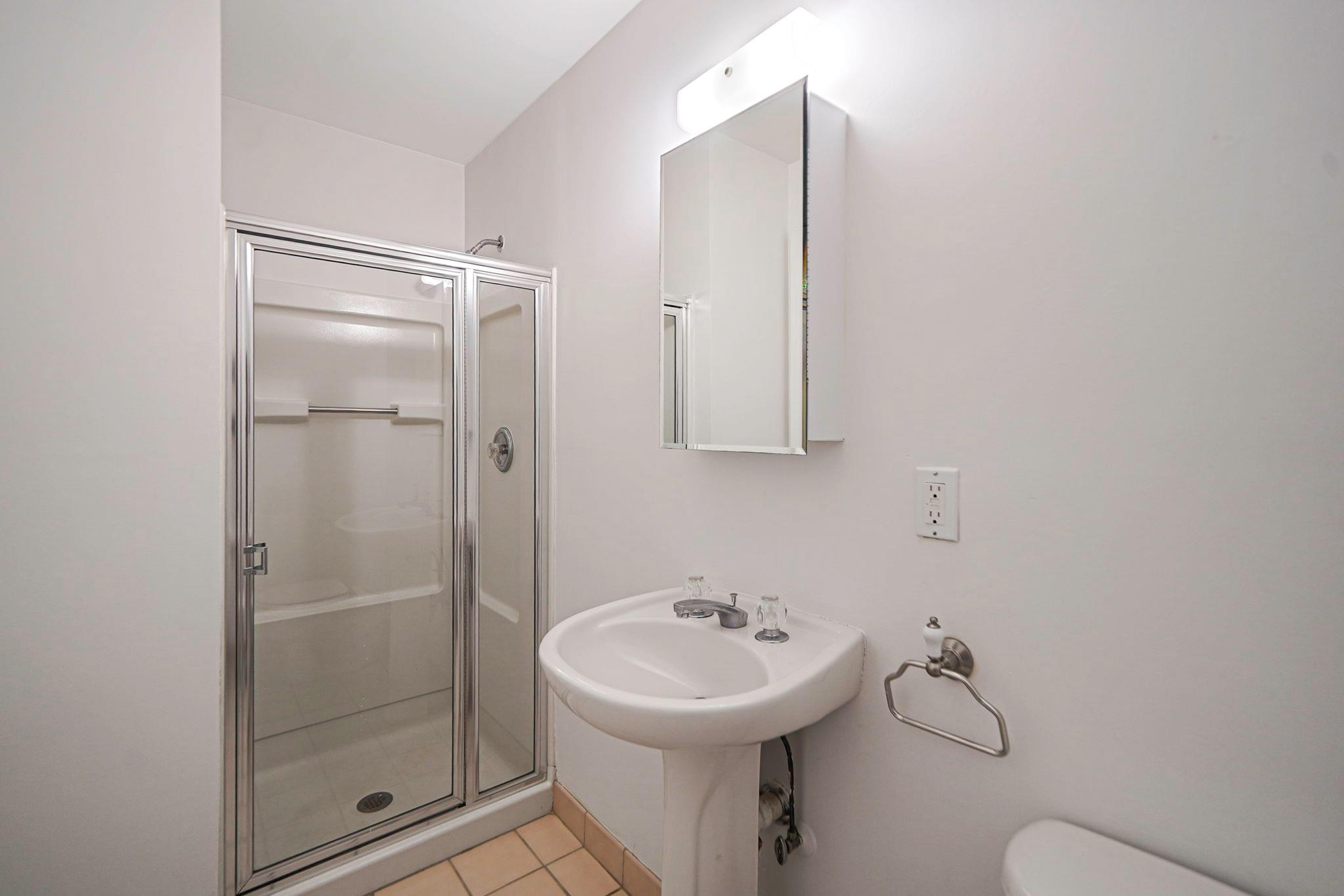 #13 photo, 1126 Savoy Drive, Melville , NY 11747